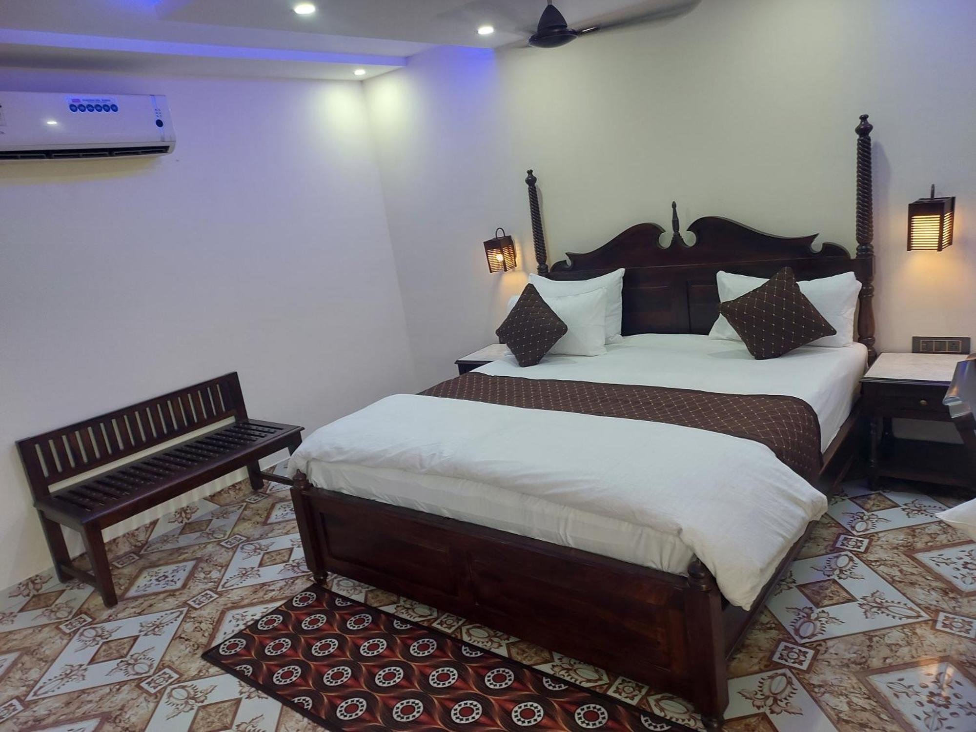 Hotel Tourist Rest House Agra Agra  Buitenkant foto